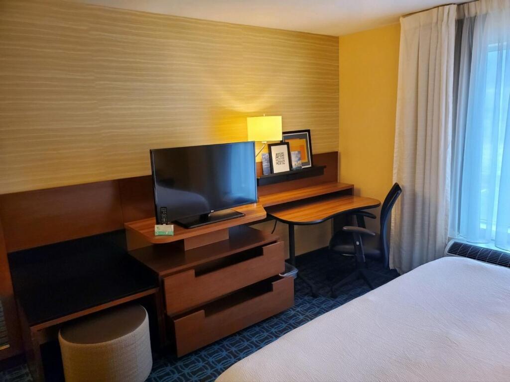 Fairfield Inn & Suites By Marriott Belle Vernon Экстерьер фото