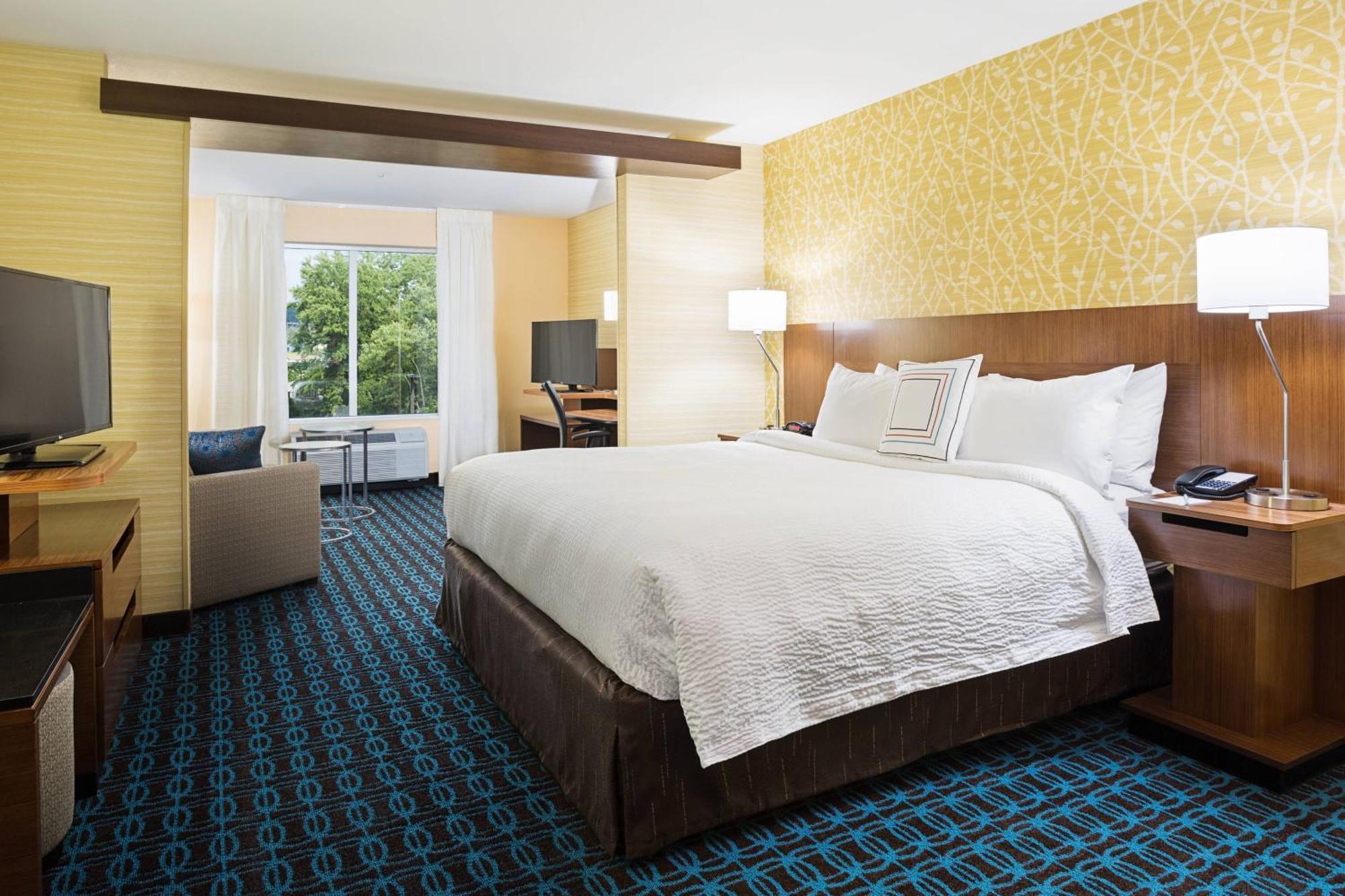 Fairfield Inn & Suites By Marriott Belle Vernon Экстерьер фото