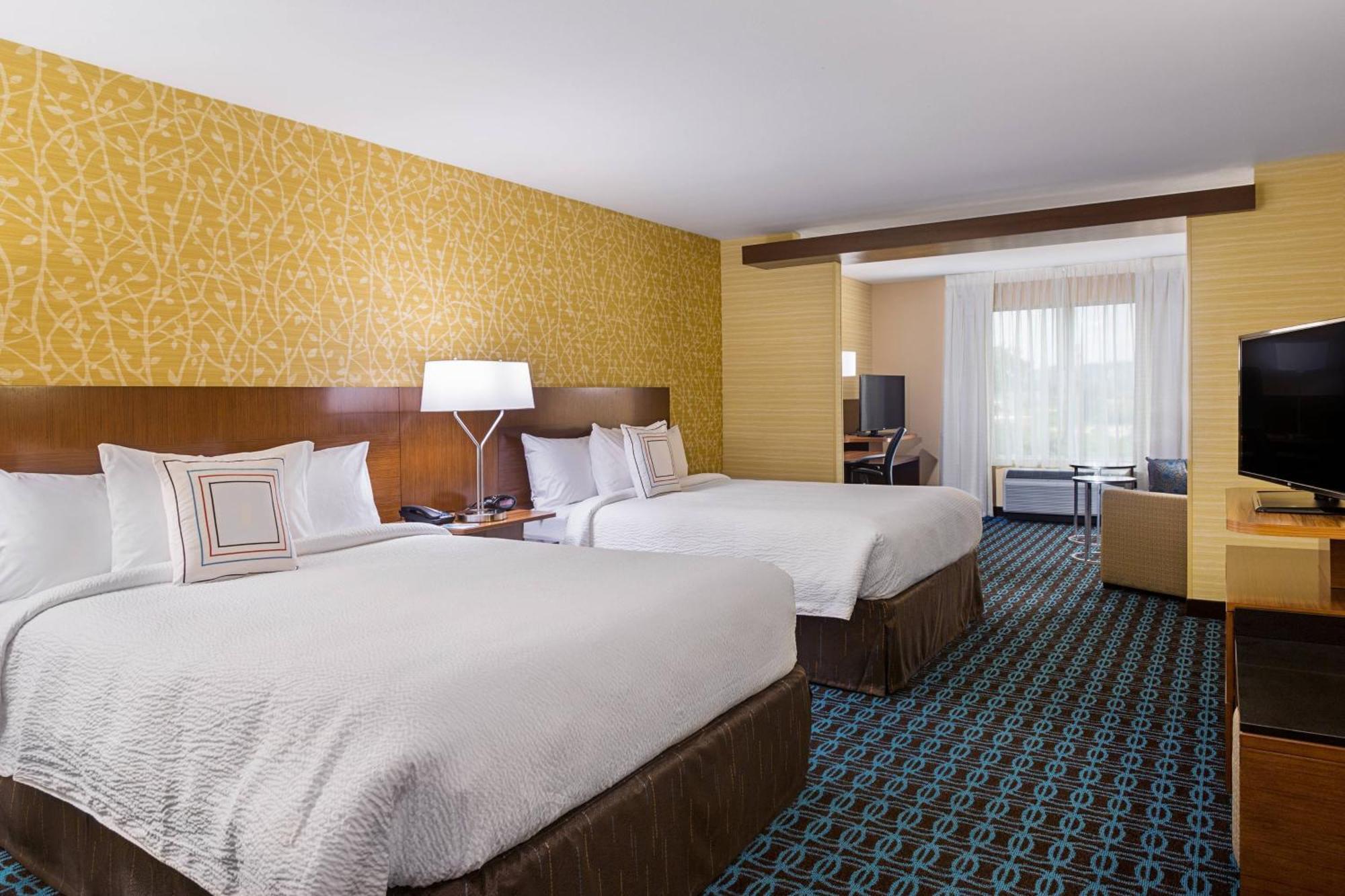 Fairfield Inn & Suites By Marriott Belle Vernon Экстерьер фото